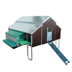 FINCA CASAREJO Gallinero Bretaña Madera para pájaros - 2,1 m x 3,5 m x 1,5 m