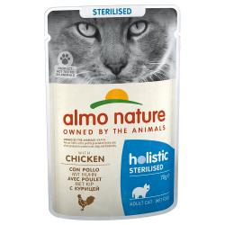 Comida húmeda para gatos adultos Almo Nature Sterilised pollo 70 gr