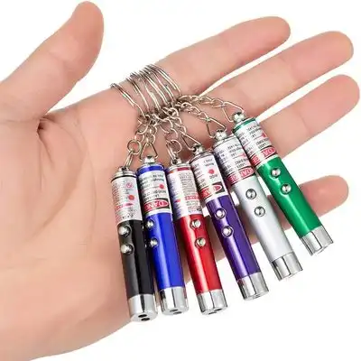 IntiMeg Juego de 2 mini juguetes para gatos con puntero láser - 2 unidades - IntiMeg - Comparador de precios