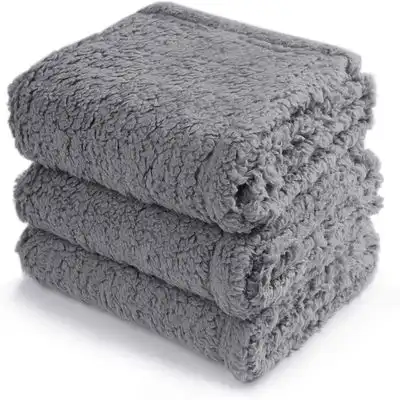 IntiMeg Manta de felpa para perros y gatos - Gris - Gris - Mediano: 76 x 104 cm - IntiMeg - Comparador de precios